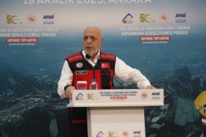 HAK-İŞ Genel Başkanı Mahmut Arslan, Ankara’da düzenlenen “HAK Arama ve