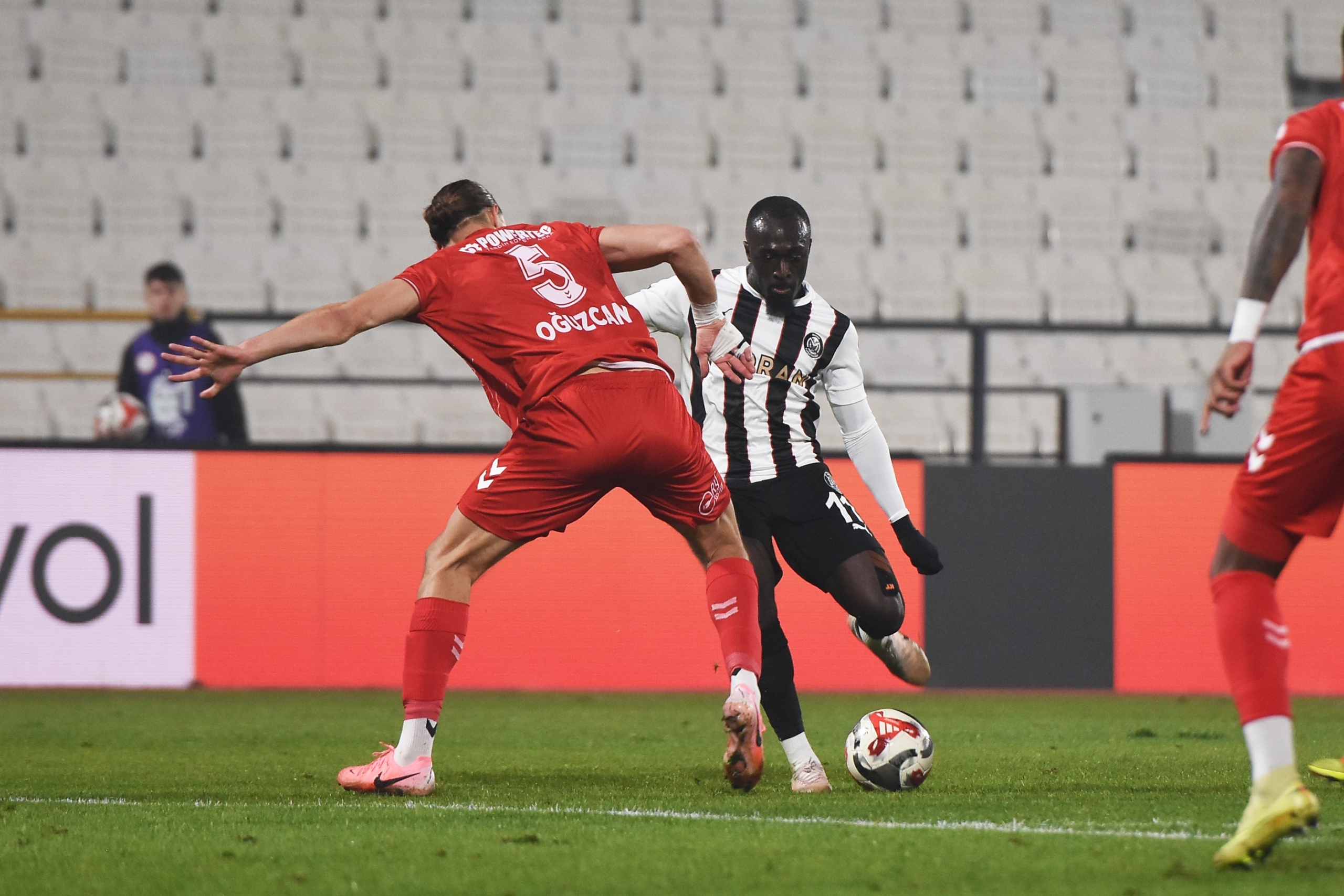 Trendyol 1. Lig’in 18. haftasında futbolseverler Manisa’da gollü ve tempolu