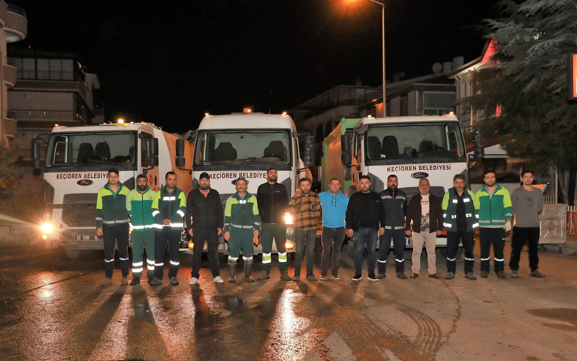 Keçiören Belediyesi, ilçe genelinde kurulan semt pazarlarının ardından yürüttüğü temizlik
