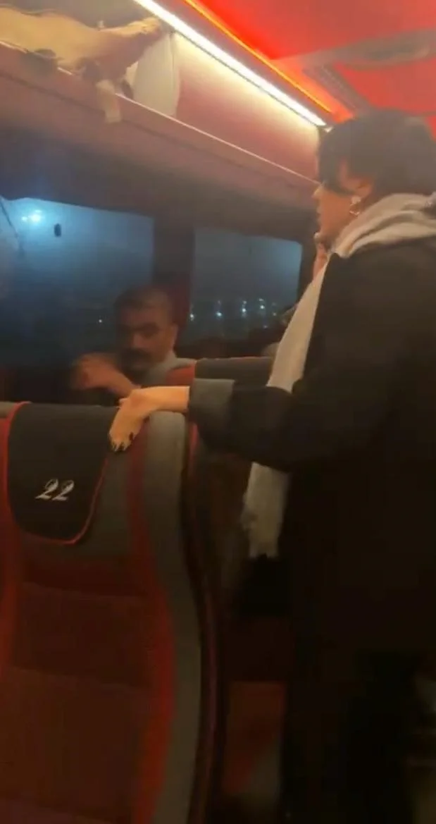 Ankara’da Metro Turizm’e ait şehirlerarası yolcu otobüsünde, yaşanan teknik arızalar