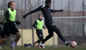 Trendyol Süper Lig'in 17. haftasında deplasmanda Trabzonspor ile karşılaşacak olan