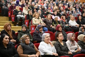 Altındağ Belediye Başkanı Veysel Tiryaki, yeni yılın ilk mahalle buluşmasında