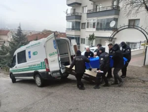  Ankara’nın Mamak ilçesinde 28 yaşındaki bir kadının boğularak öldürülmesiyle