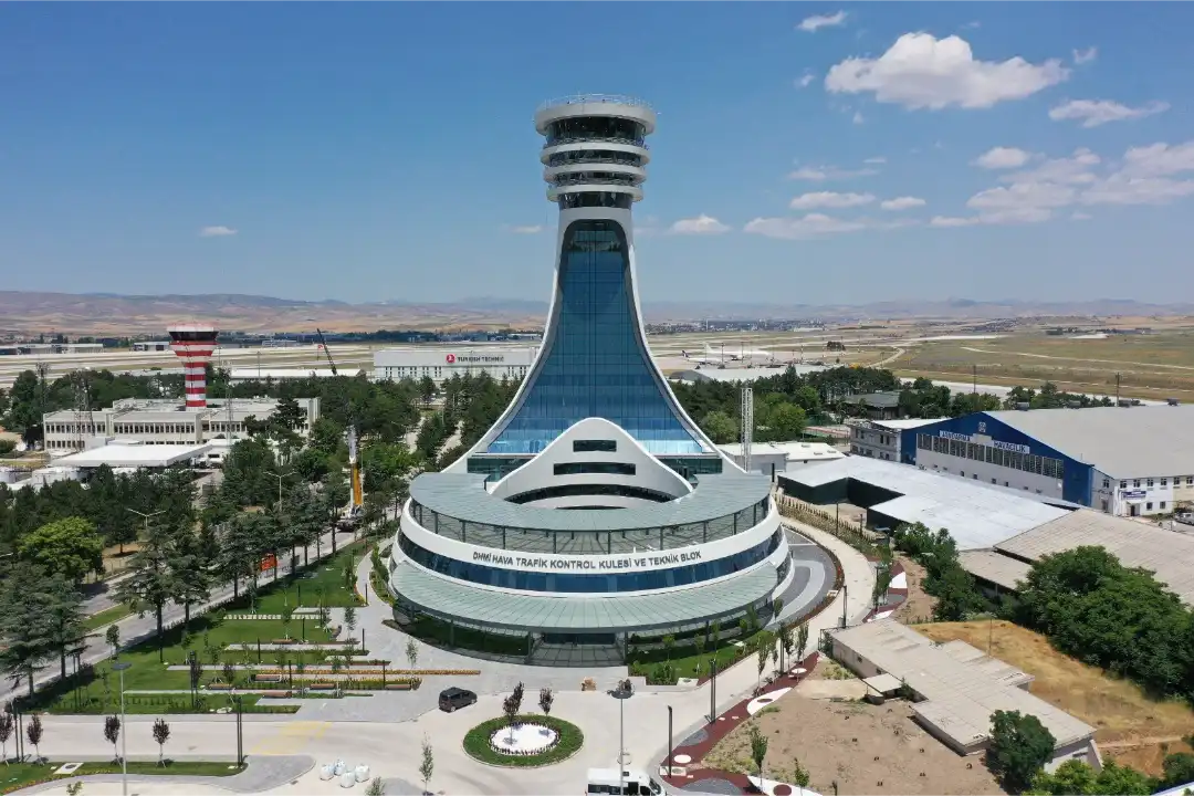 Ankara Esenboğa Havalimanı’nda 3. pist ve 77 metre yüksekliğindeki yeni