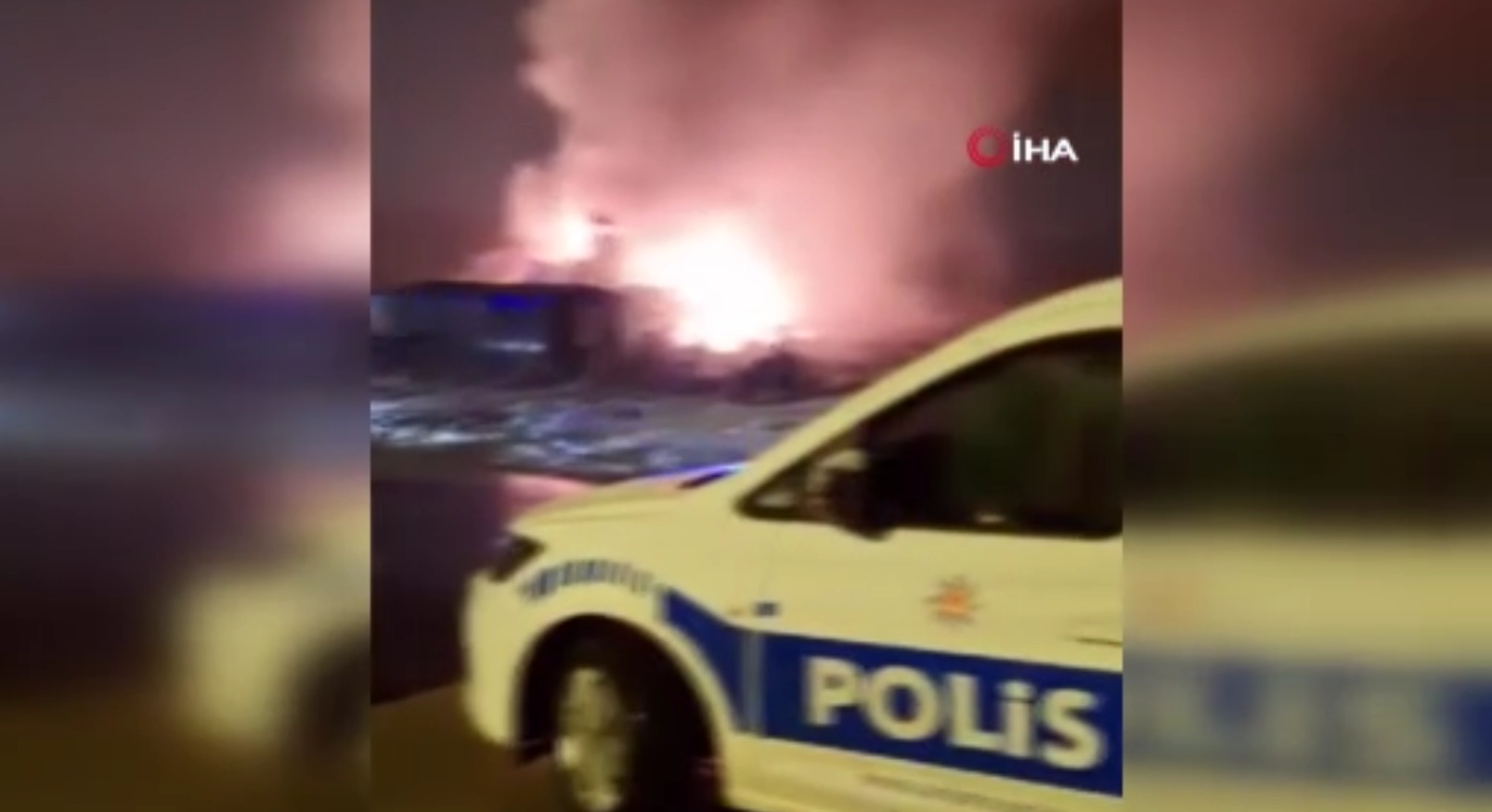 Ankara’nın Gölbaşı ilçesi Örencik Mahallesi’nde bir işyerinde çıkan yangın paniğe