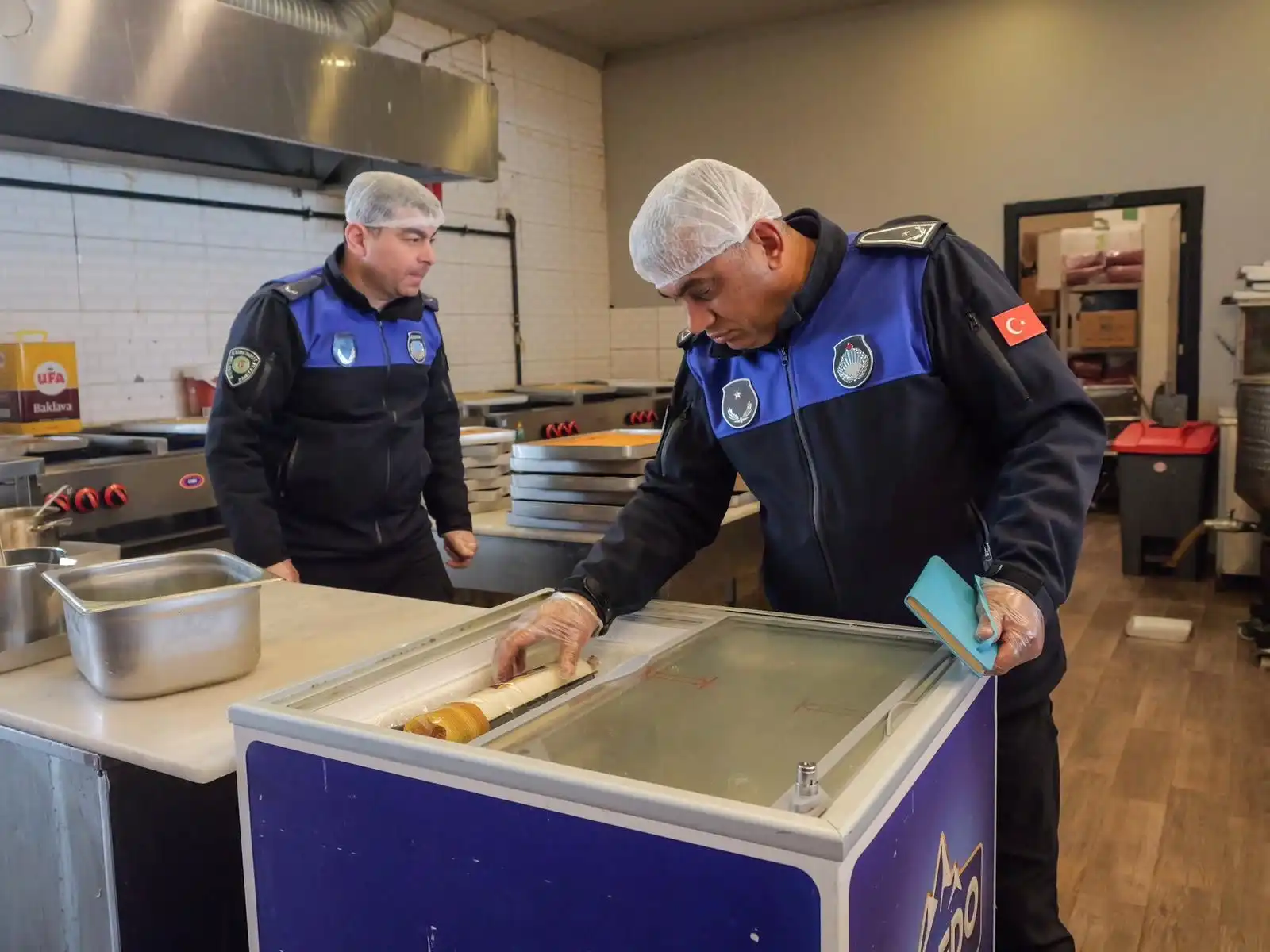 Etimesgut Belediyesi, Ramazan ayıyla birlikte denetimlerini artırdı. Ayyıldız, Tunahan, Şeker