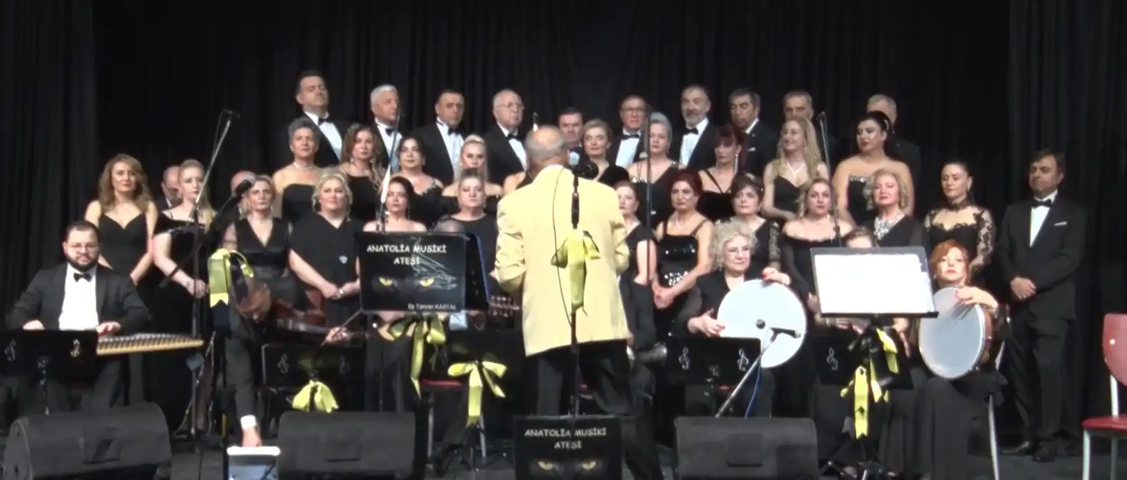 Ankara Gençlik Parkı Necip Fazlı Salonu’nda düzenlenen “Anadolu Ateşi” konseri,