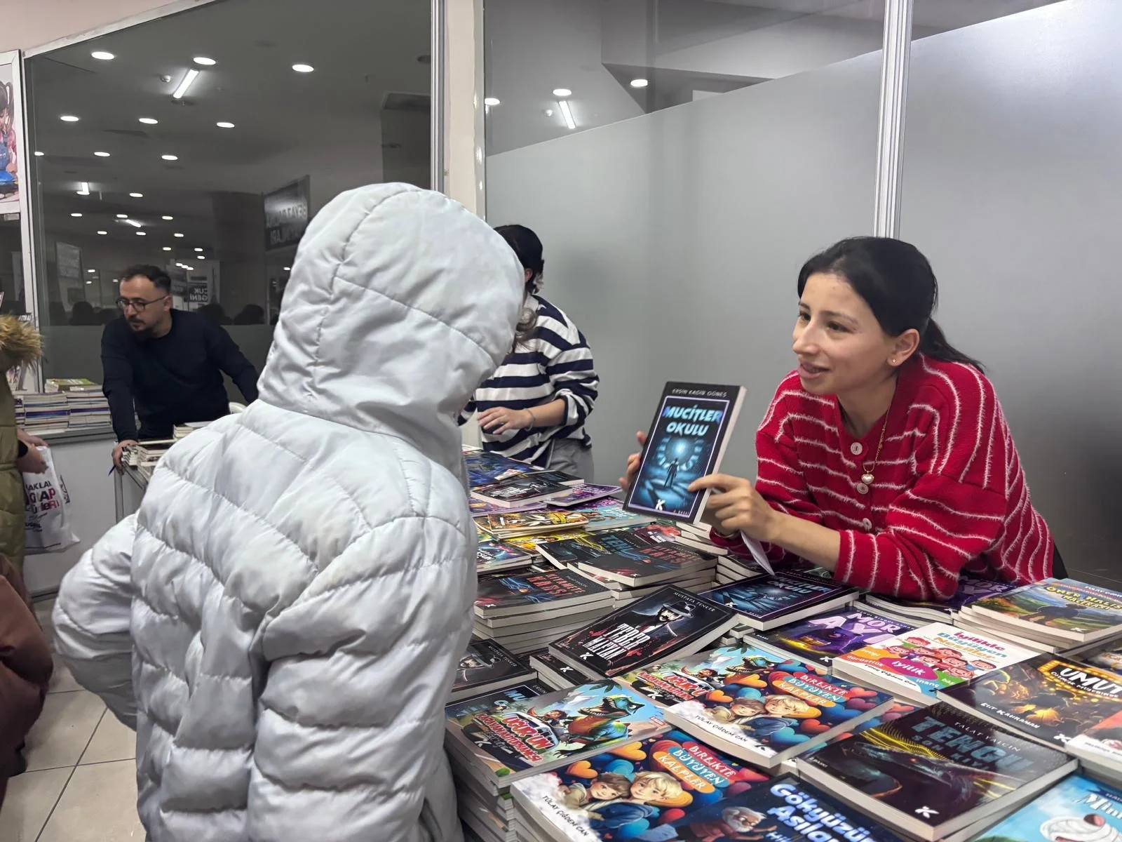 Pursaklar’da 4. Kitap Günleri başladı. Yüzlerce yayınevinin yer aldığı etkinlikte