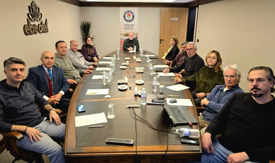 Eğitim-Bir-Sen’in “Eğitimden Bir Kare” Fotoğraf Yarışması Sonuçlandı Eğitim-Bir-Sen tarafından Ankara’da düzenlenen 8. Eğitimden Bir Kare Fotoğraf Yarışması’nın