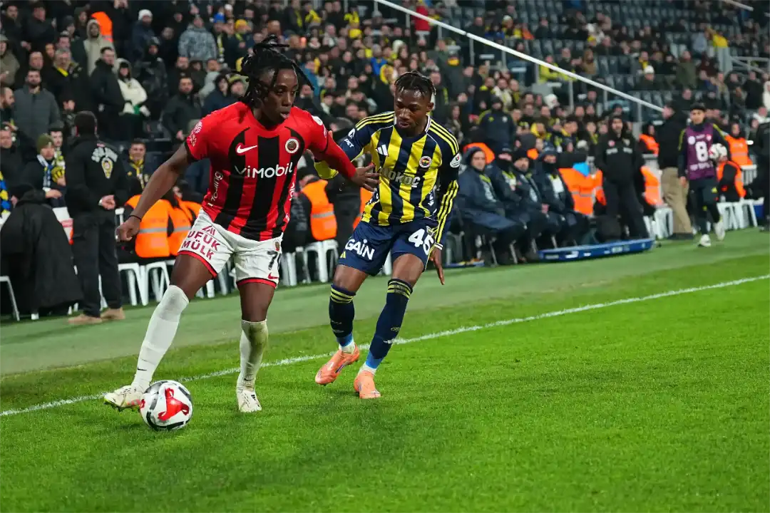 Trendyol Süper Lig’in 21. haftasında Gençlerbirliği, İstanbul deplasmanında Fenerbahçe’ye 3-1