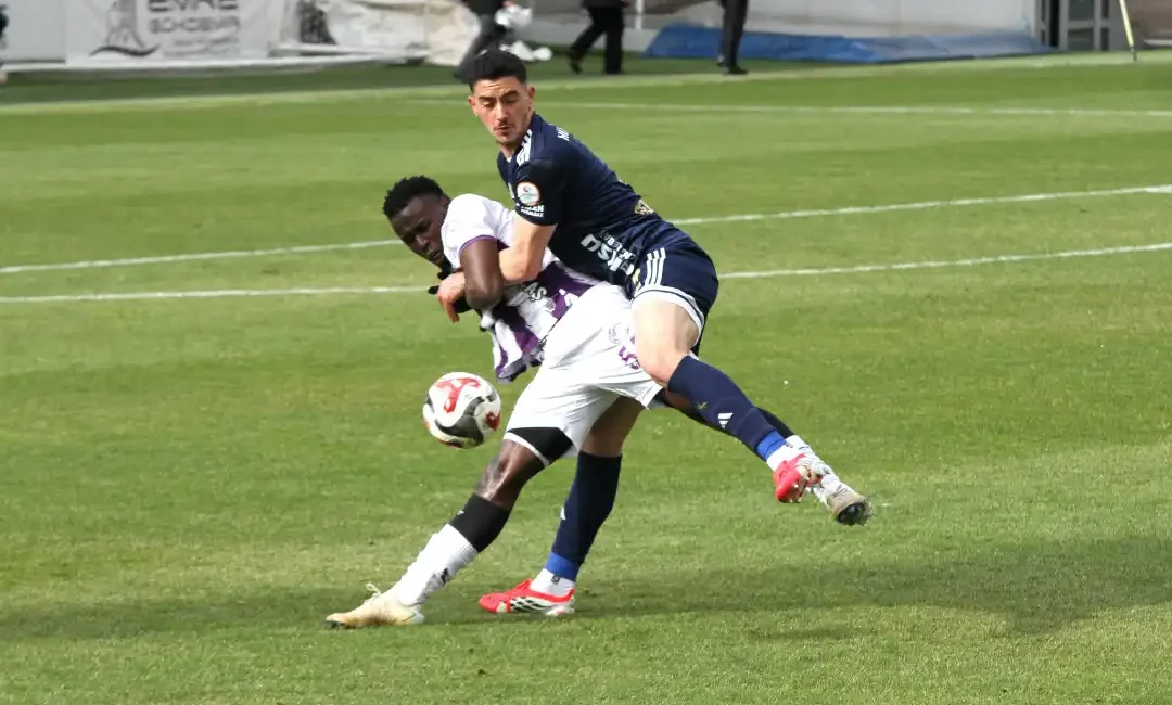 Keçiörengücü Aktepe’de Uzatmada Yıkıldı: Erzurumspor FK 2-1 Kazandı Trendyol 1. Lig’de Ankara Keçiörengücü, Aktepe Stadı’nda Erzurumspor FK’ya 90+6