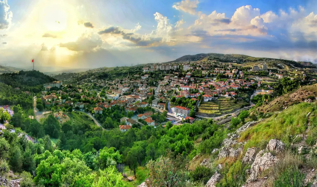 Ayaş Nüfusu Ne Kadar? 2026 Güncel Veriler ve Detaylı İlçe Rehberi Ayaş nüfusu ne kadar 2026 yılında? Ankara Ayaş’ın güncel nüfus