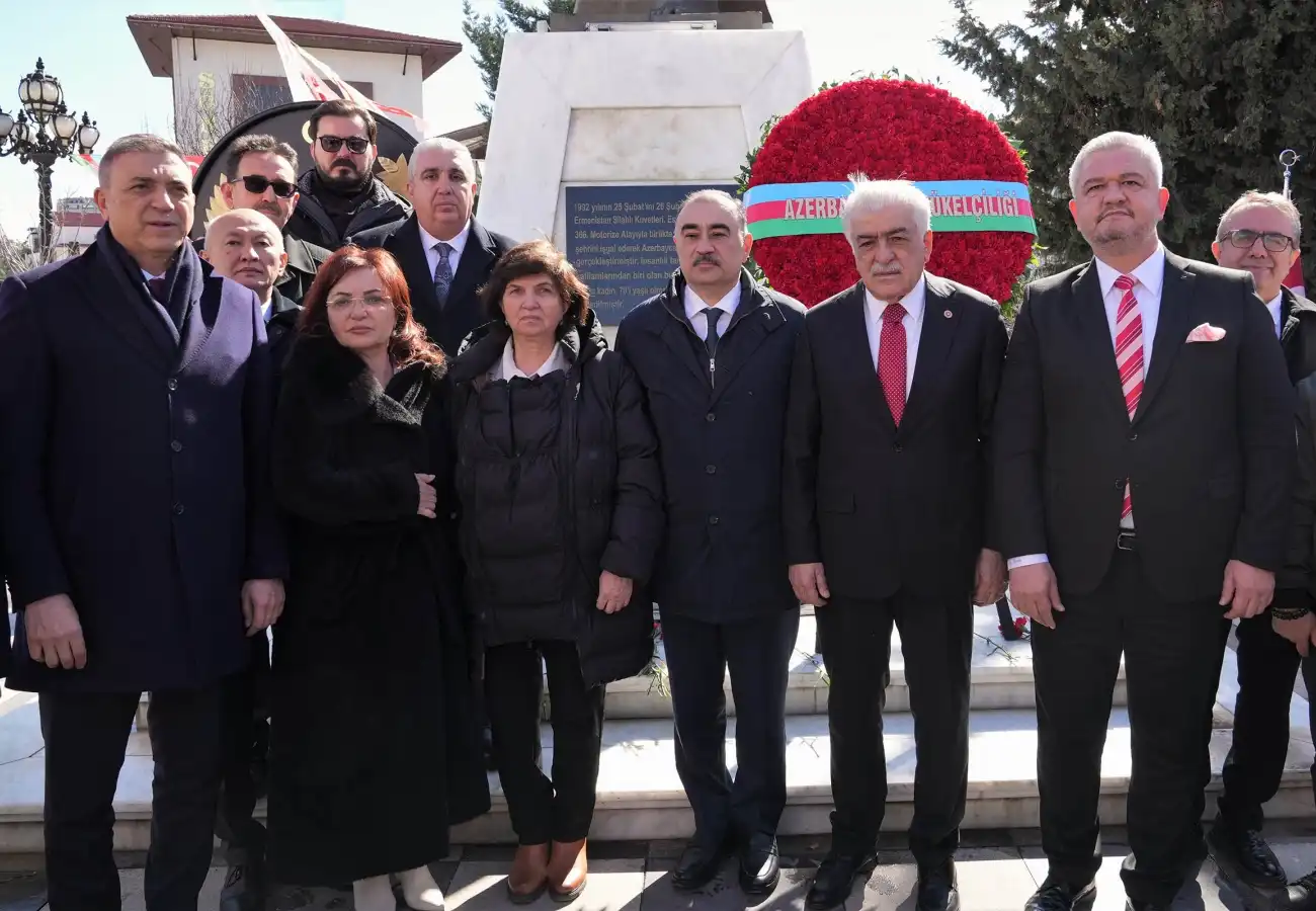 Keçiören Belediyesi ve Azerbaycan Büyükelçiliği iş birliğinde gerçekleştirilen anma töreninde,
