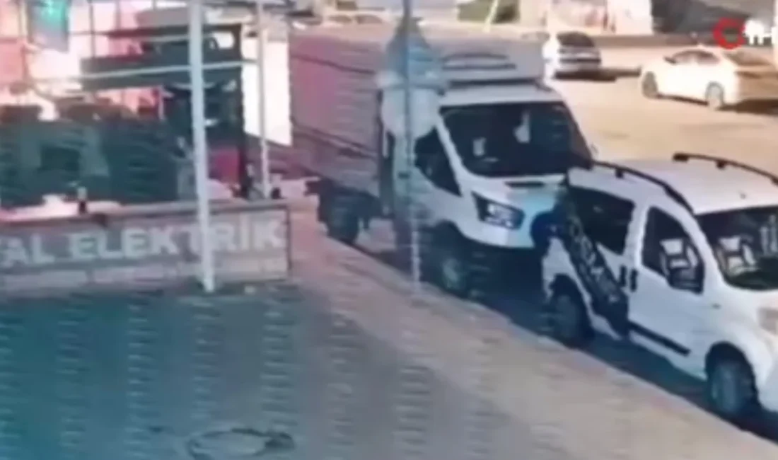 Ankara’da çaldıkları araçlara sahte plaka takarak farklı suçlara karışan 2
