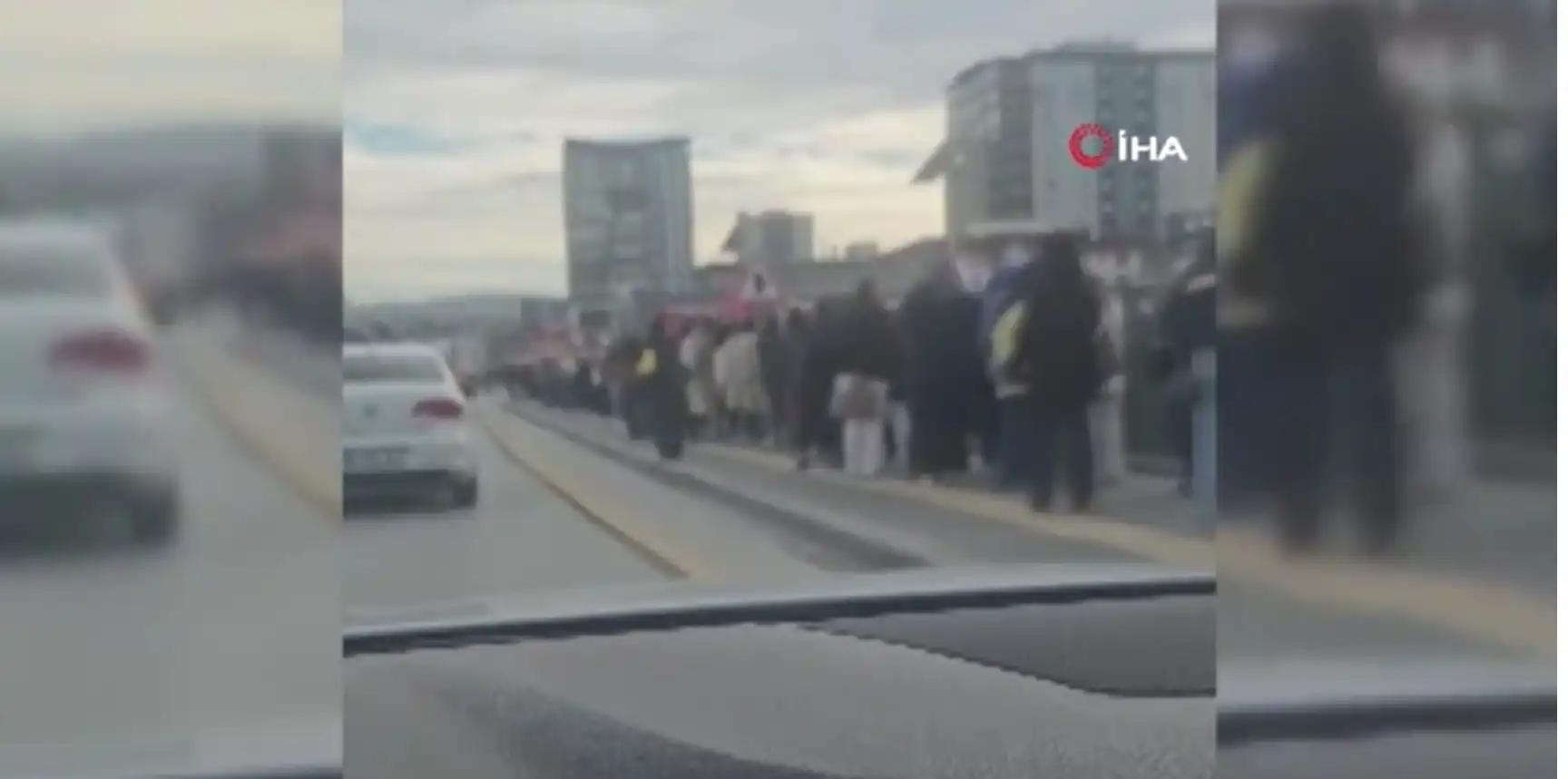 Ankara’nın Etimesgut ilçesinde bir eğlence merkezinde yaşanan yoğunluk ve organizasyon
