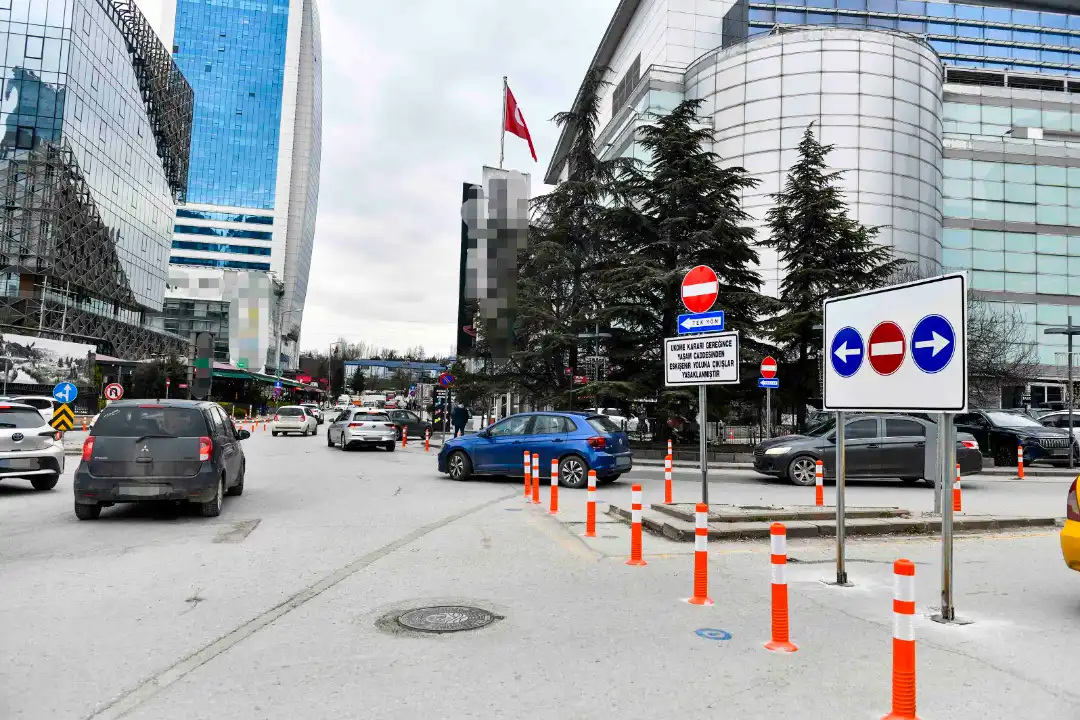 Ankara Büyükşehir Belediyesi, Armada AVM çevresinde trafik yoğunluğunu azaltmak için